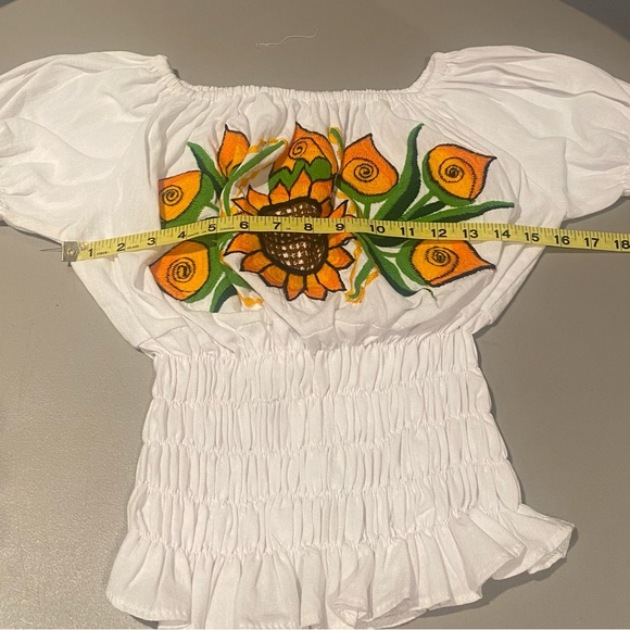 EMBROIDERED Mexican Off-the-shoulder Blouse, Size M, NWOT - Picture 5 of 6